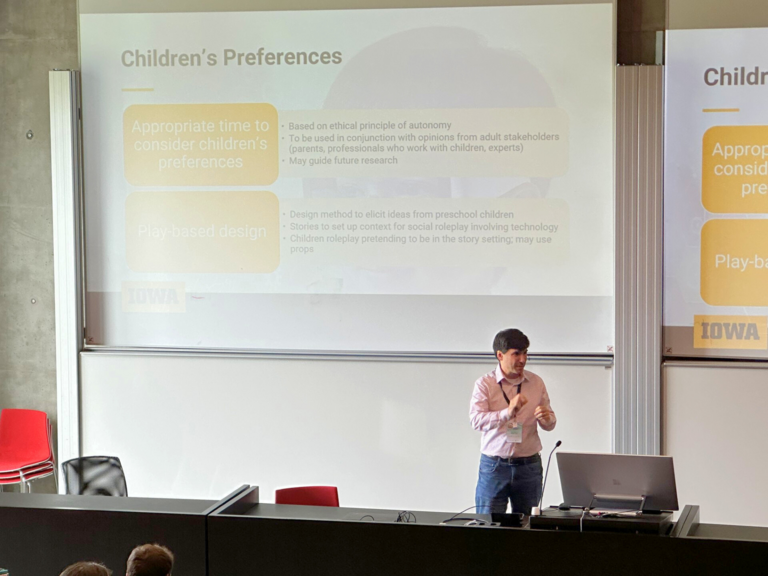 Juan Pablo Hourcade presenting in the Extended Reality and Children: Risks, opportunities, and ethics
