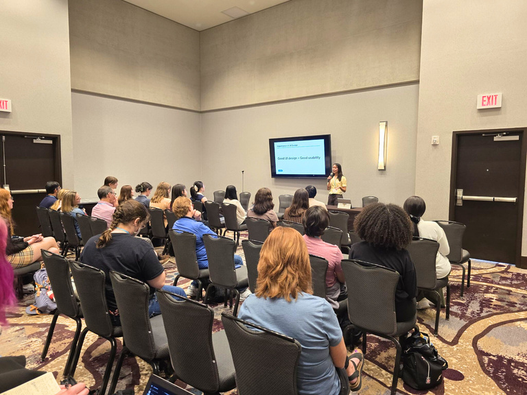 Kristin To presenting at lightning talk at MINK WIC
