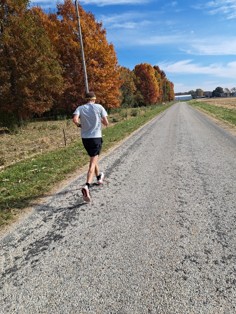 Erik Krohn running in Budapest