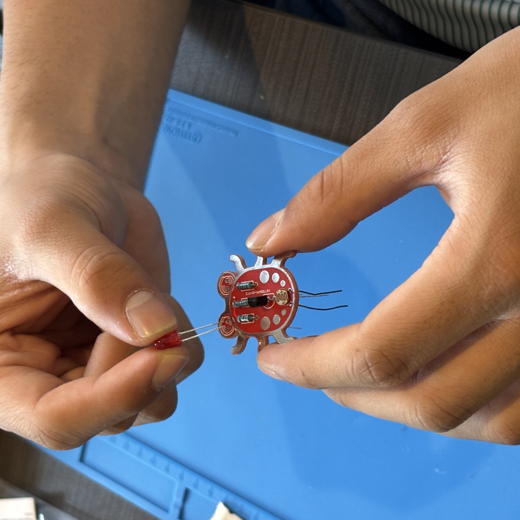 Learn to Solder: Fundamentals promotional image