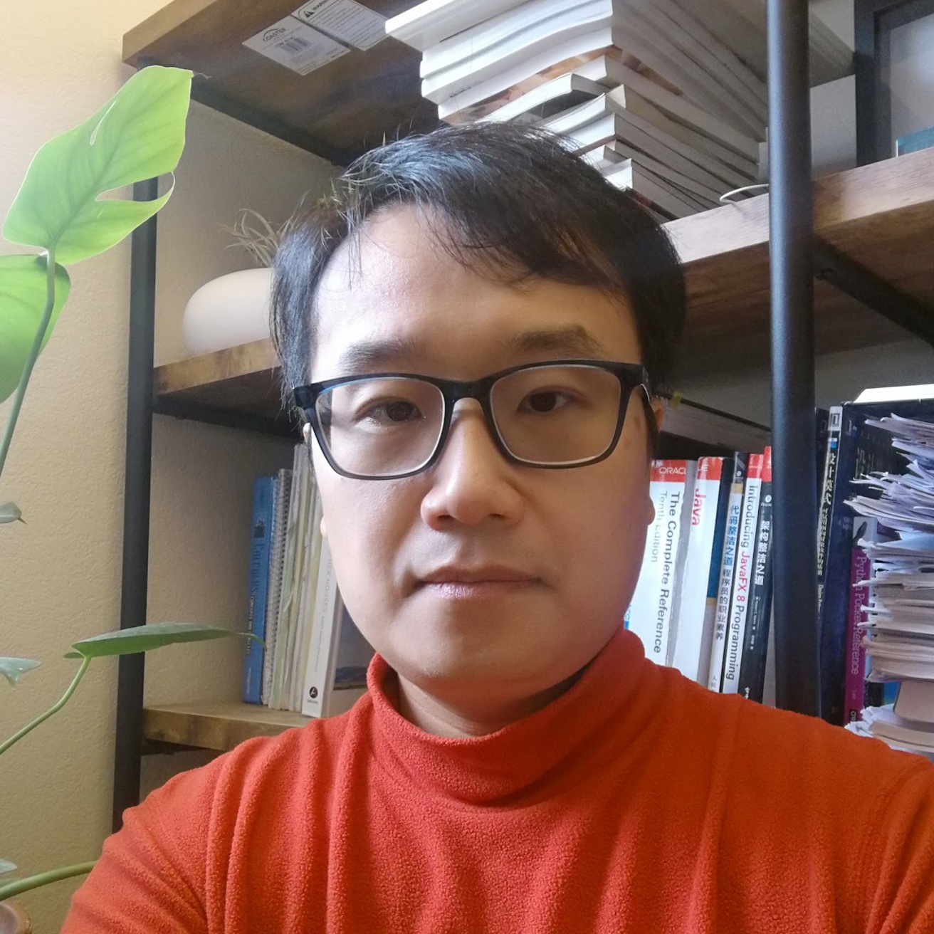 Weiran Wang portrait - courtesy of personal website