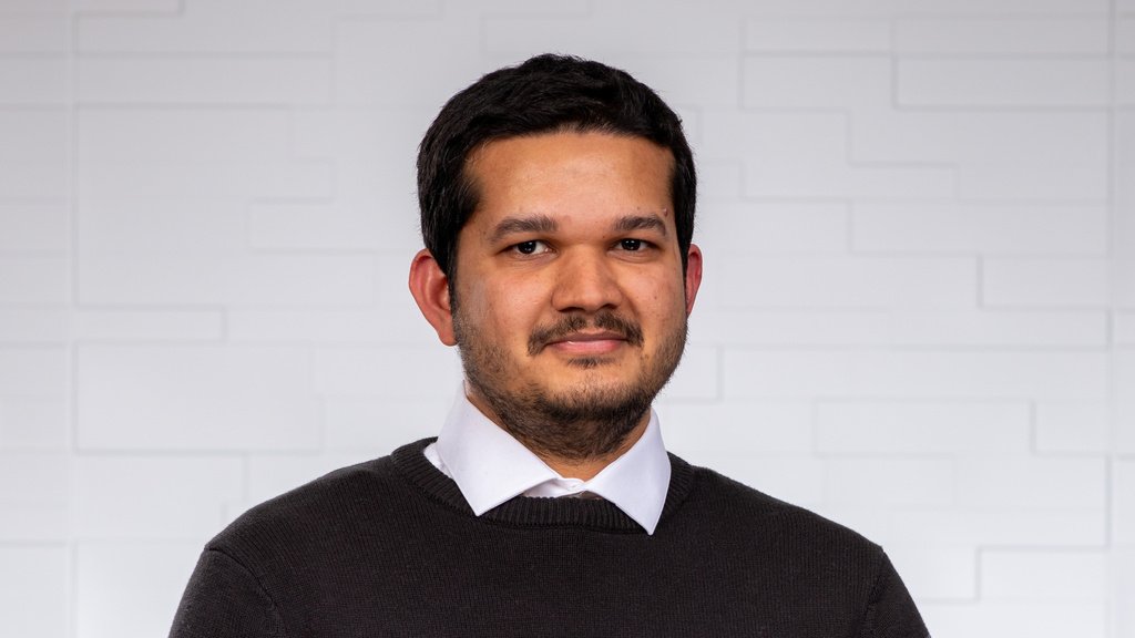 Dhruv Vyas
