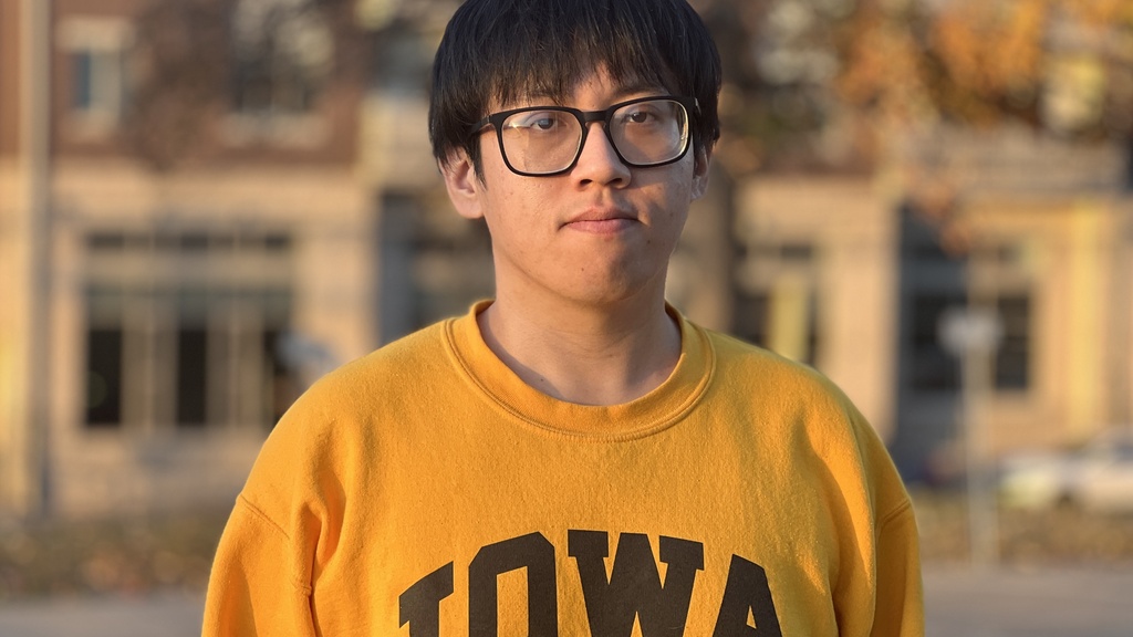 Profile of Yafan Huang